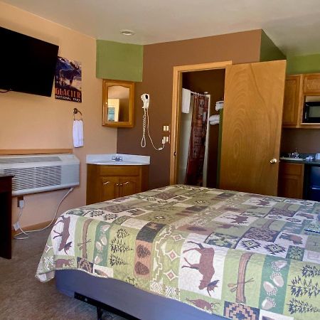 Rangely Moosehead Lodge מראה חיצוני תמונה