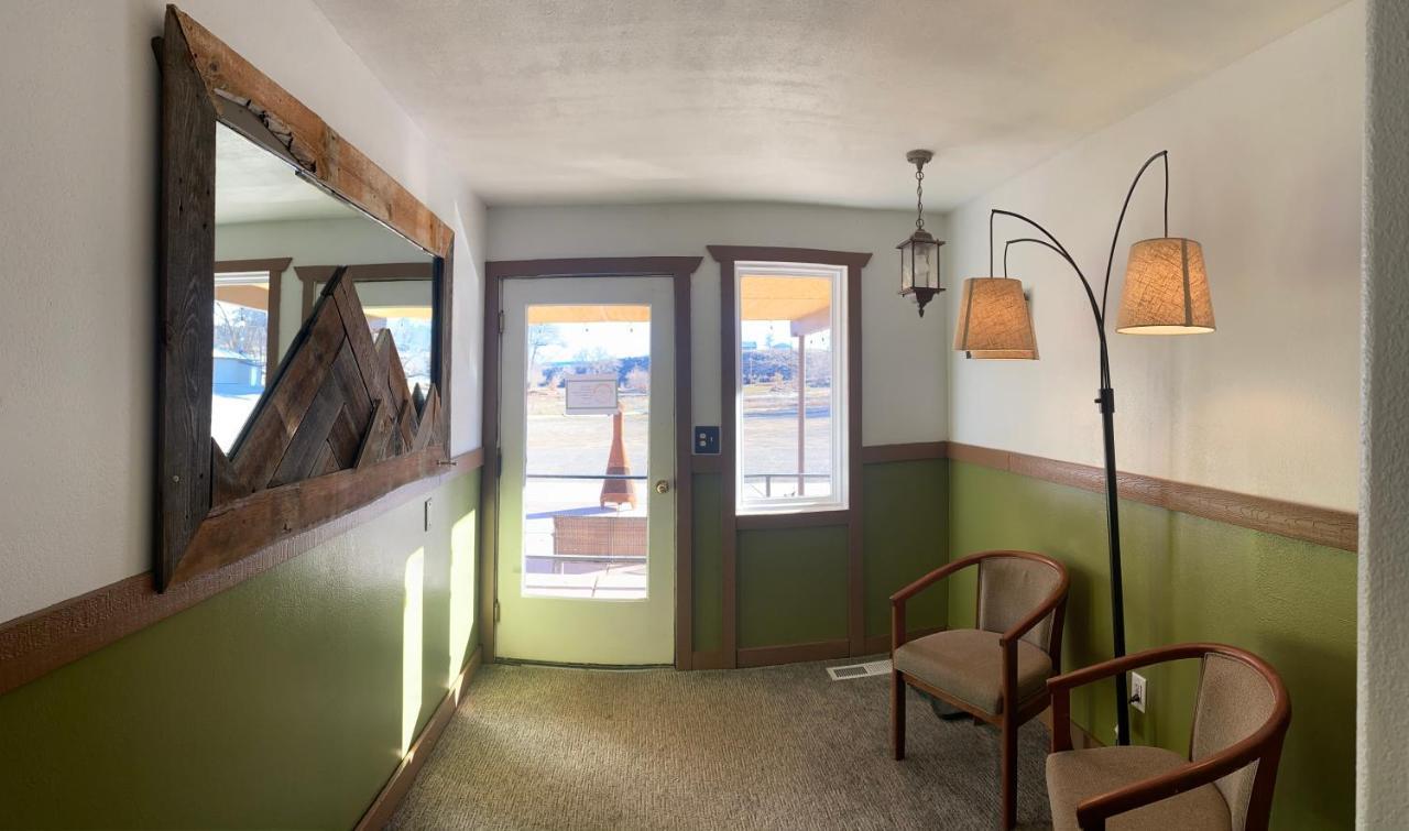 Rangely Moosehead Lodge מראה חיצוני תמונה