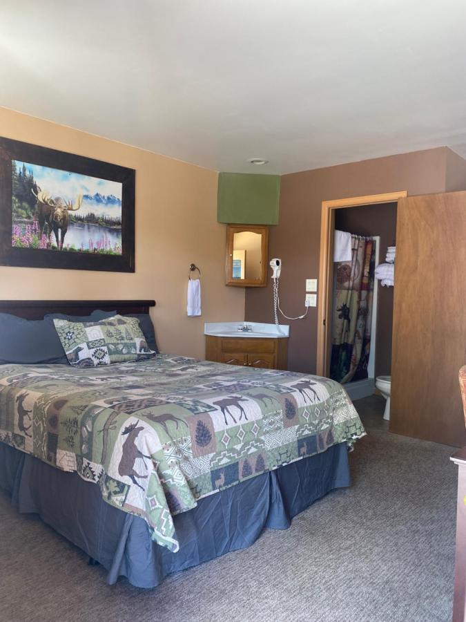 Rangely Moosehead Lodge מראה חיצוני תמונה