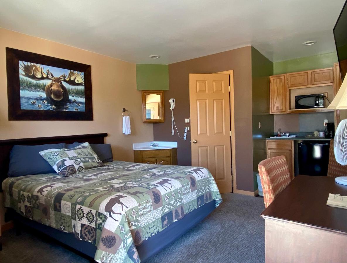 Rangely Moosehead Lodge מראה חיצוני תמונה